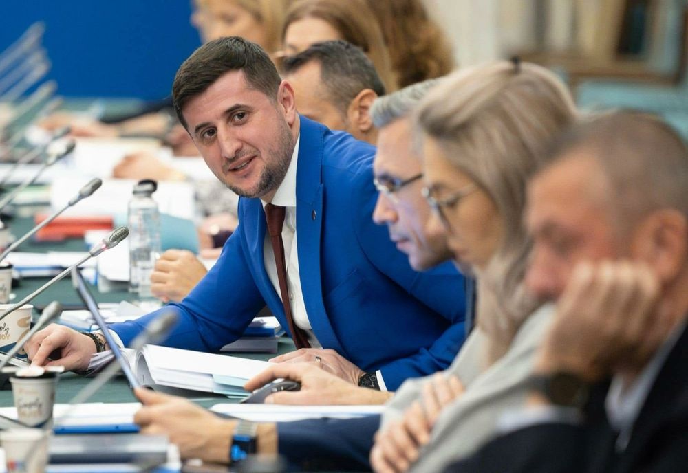 SENATORUL PNL LUCIAN RUSU: TRONSOANELE PAŞCANI – IAŞI – UNGHENI (A8) ŞI PAŞCANI – SUCEAVA – SIRET (A7) AU FOST INCLUSE PE LISTA TRANSMISĂ PENTRU FINANŢARE PRIN PROGRAMUL SAFE