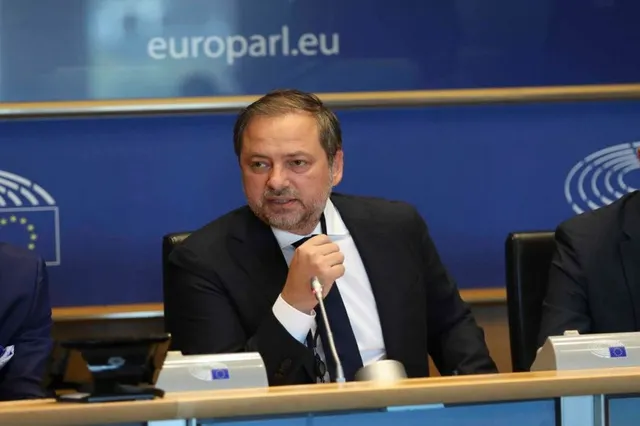 Motreanu: O decizie a CCR cu asemenea consecințe nu ar trebui să devină trofeul politic al nimănui