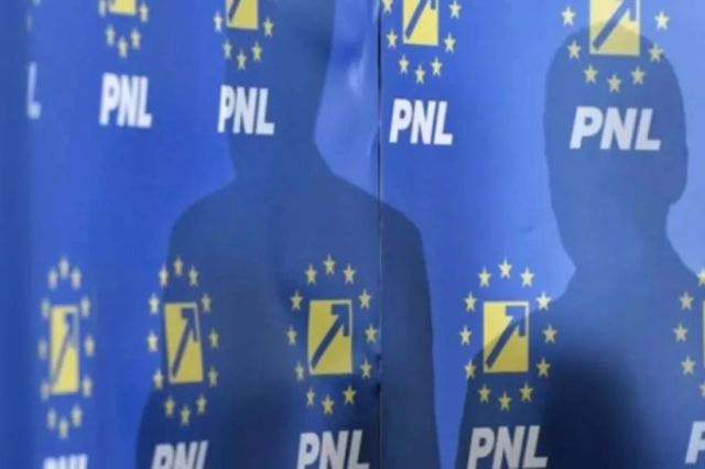 Presiuni în PNL pentru continuarea guvernării, în ciuda demiterii Executivului condus de Bolojan