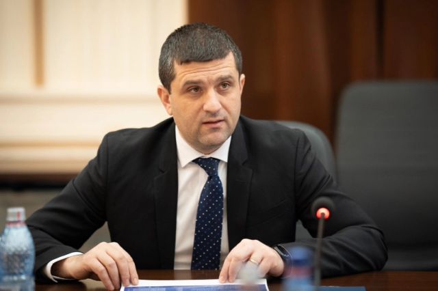 Radu Miruță: "România folosește banii din SAFE pentru a 'învia' fabricile din industria națională de armament"